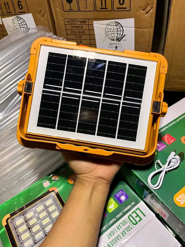 Chargeable by Soler and electricity light